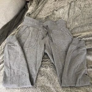 Excellent Condition Lulu Joggers